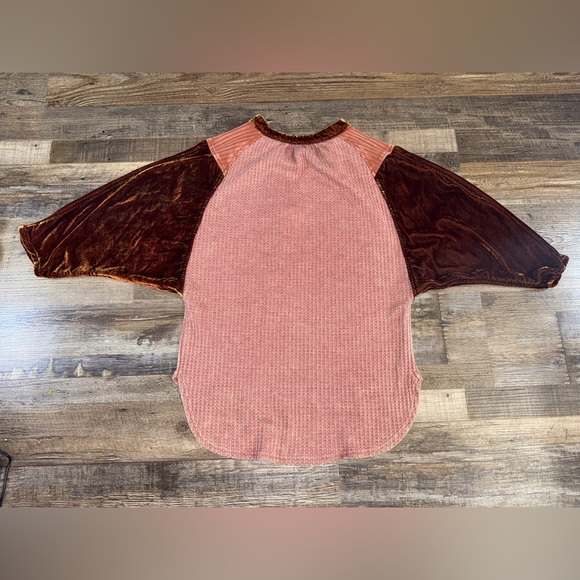Gimmicks Waffle Knit Henley Top XS Velvet Sleeve Boho - Picture 3 of 7